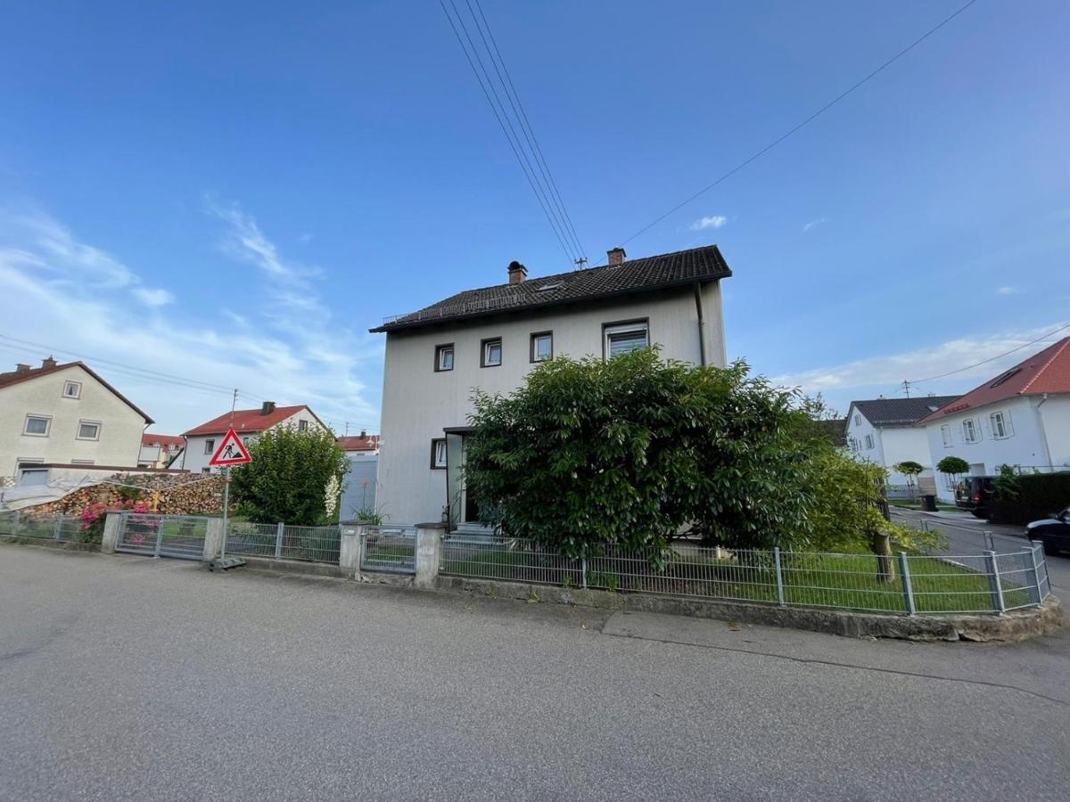 Guntia Apartment Mit Grossem Garten Günzburg Eksteriør bilde
